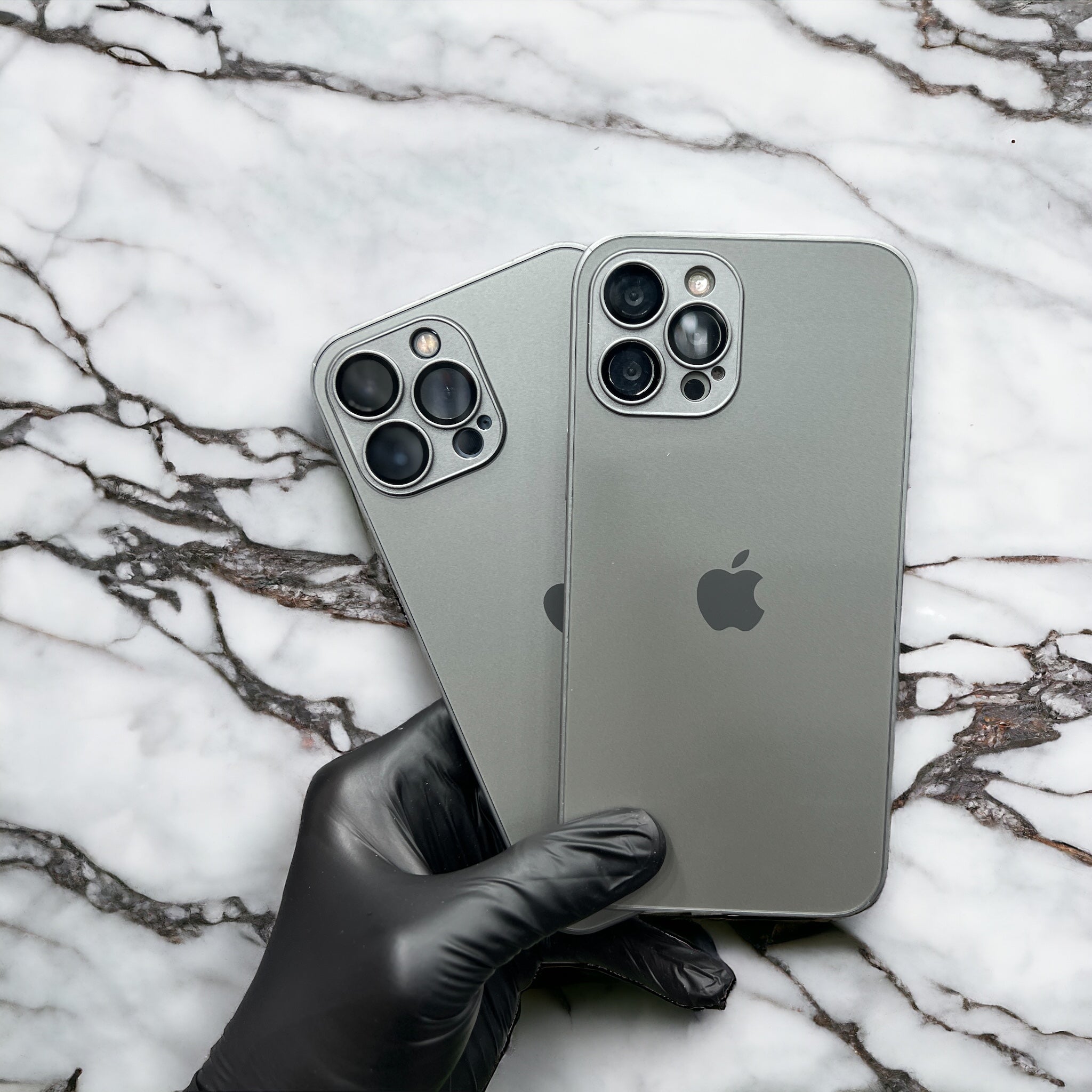 NATURAL TITANIUM AG MATTE GLASS CASE